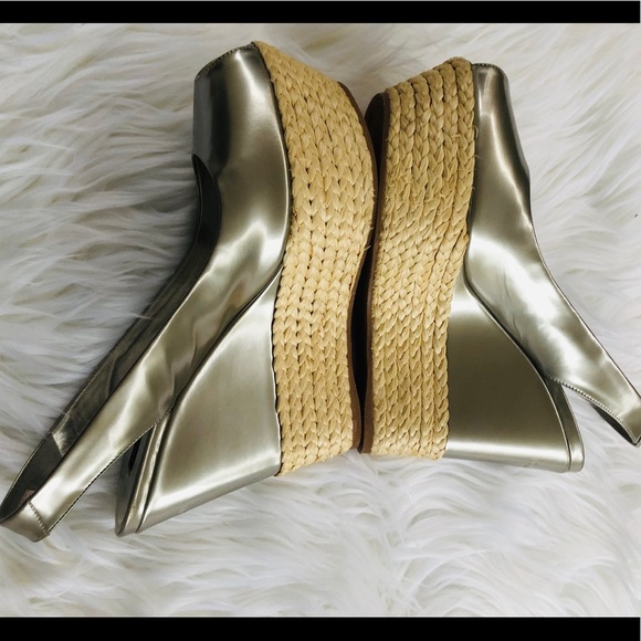 LV Wedge - Picture 5 of 8